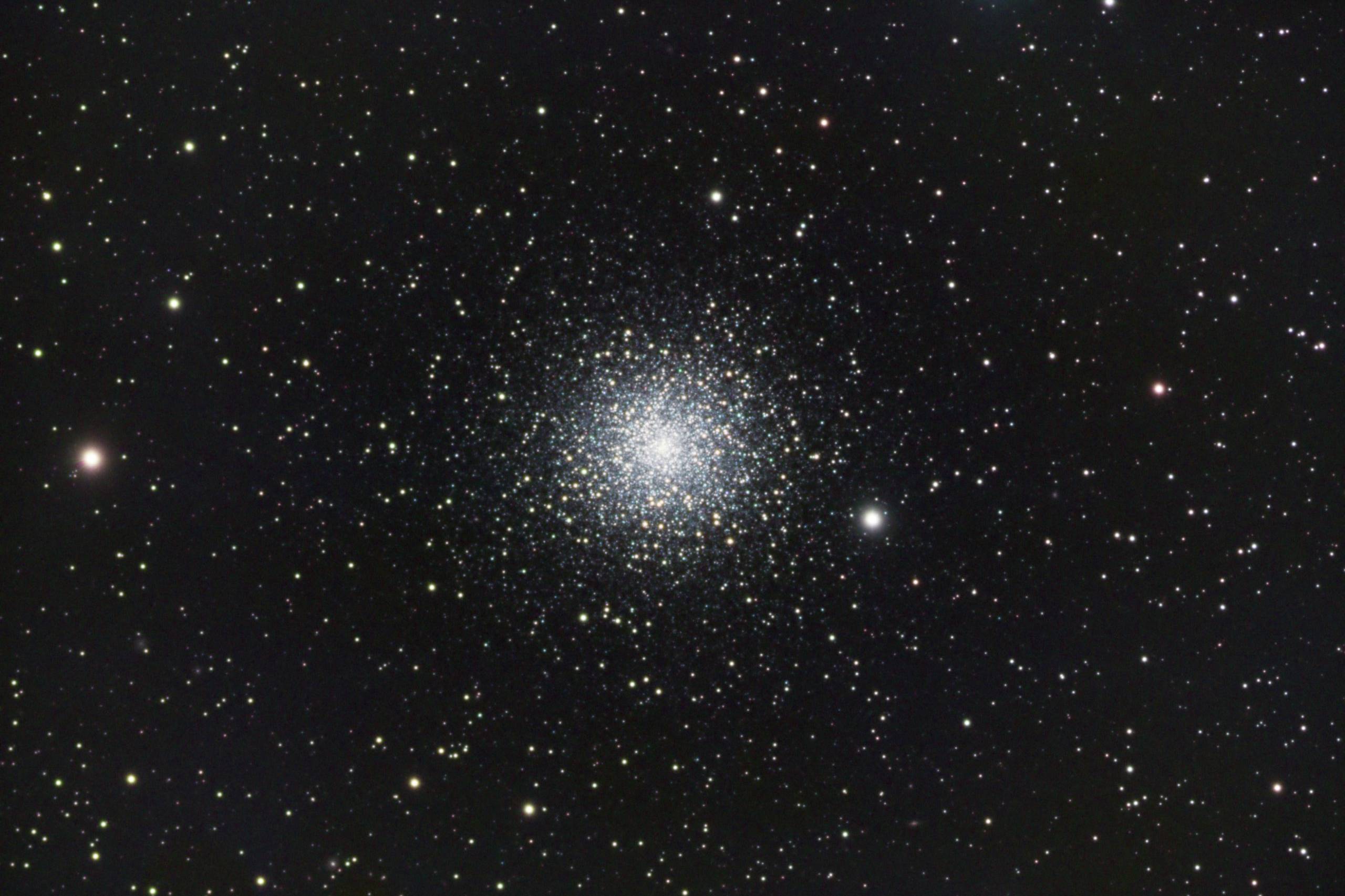M15