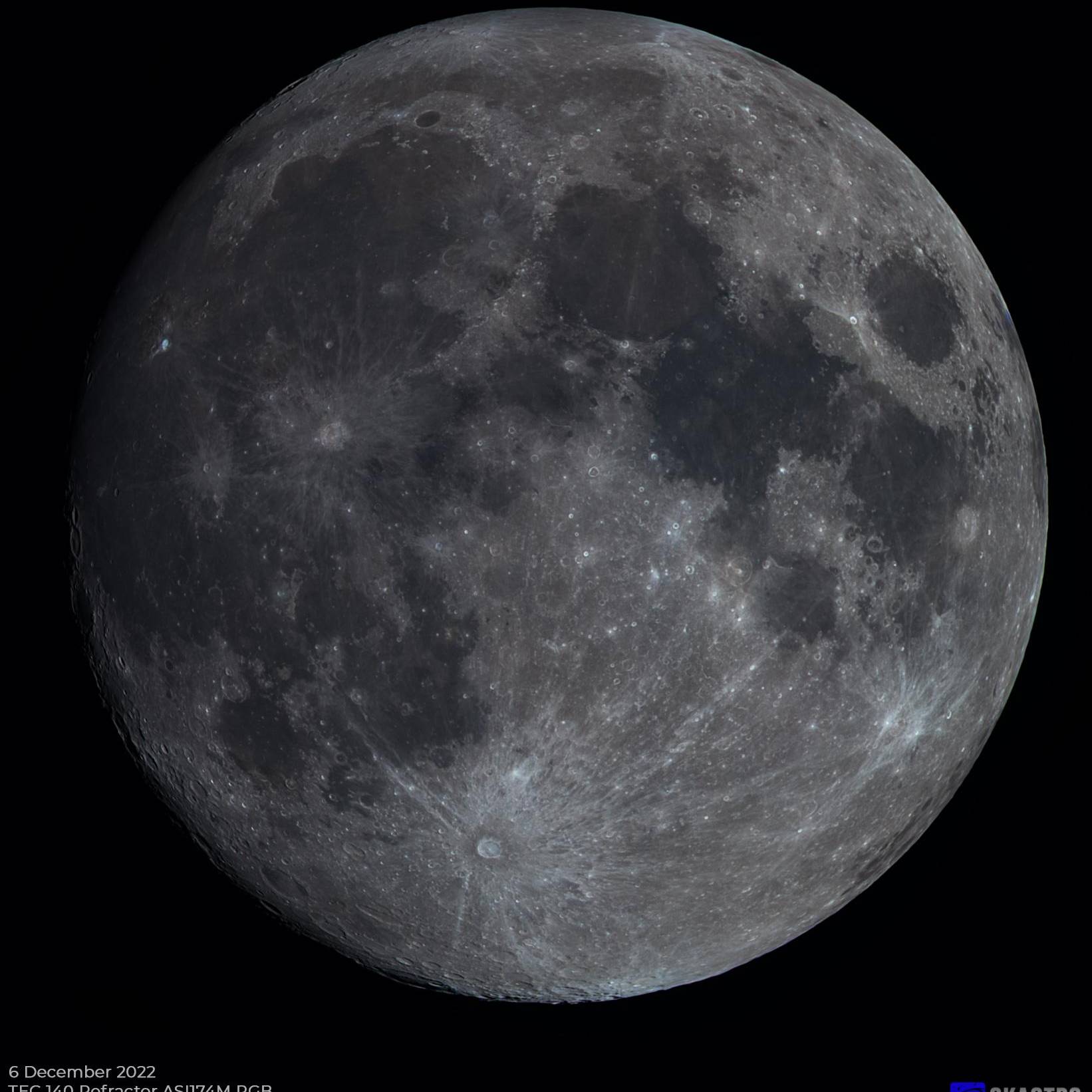 RGB_Moon_6_Dec_2022