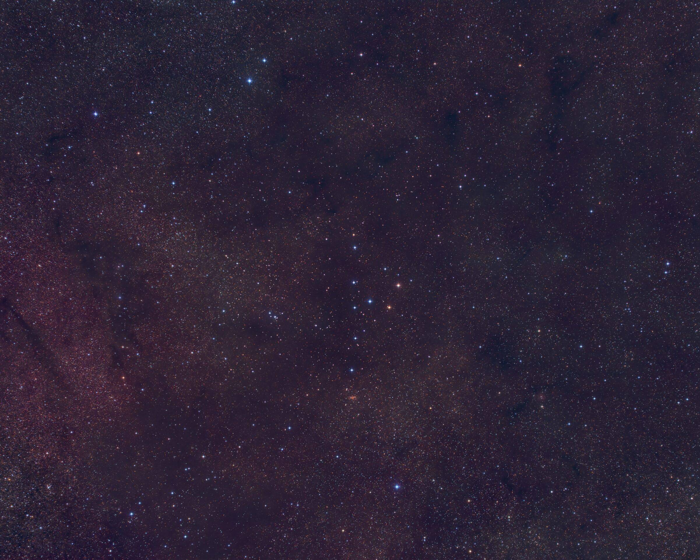 CoatHanger Asterism with Samyang 135mm and G2-8300