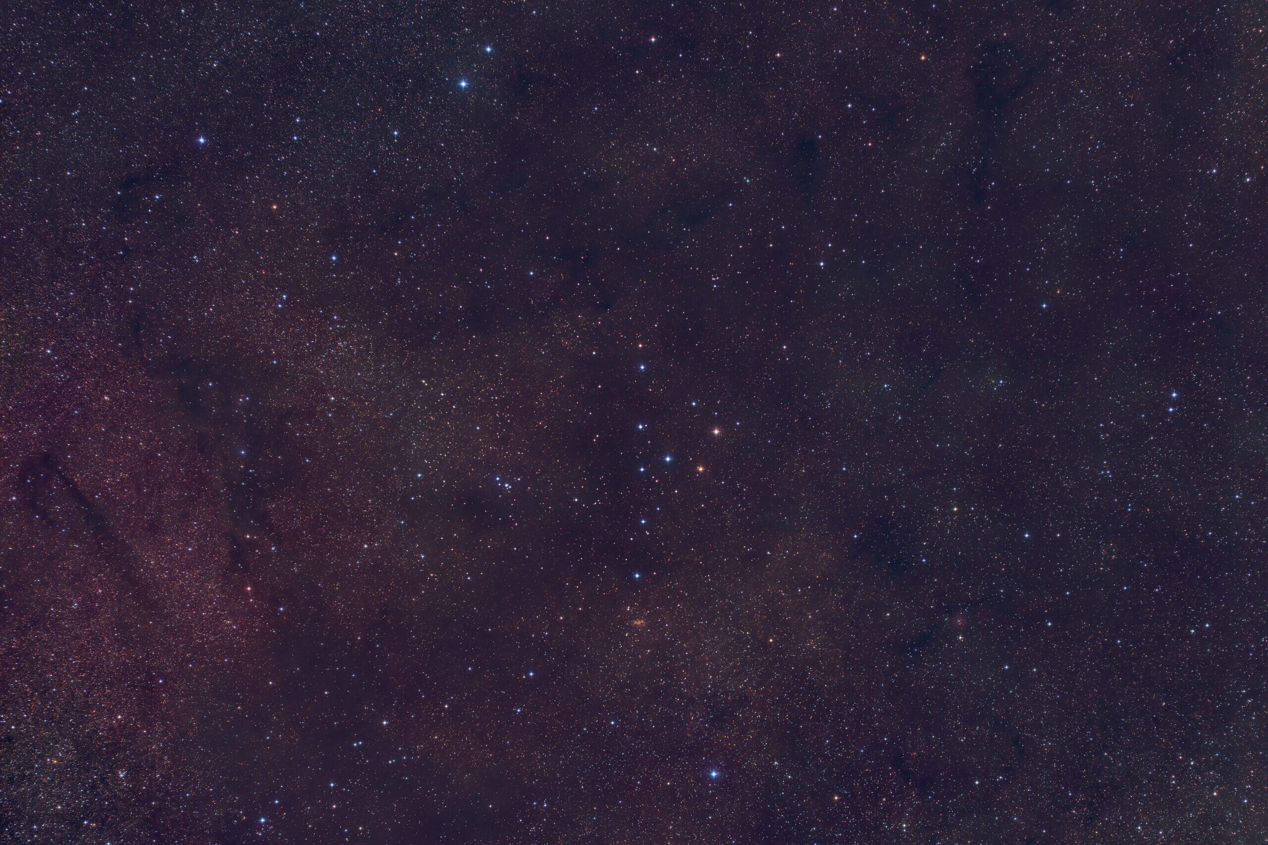 CoatHanger Asterism with Samyang 135mm and G2-8300